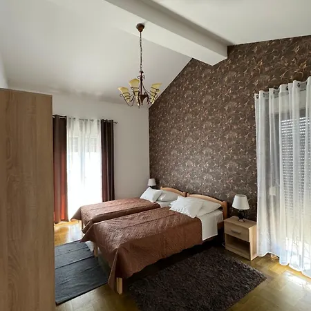 Apartman Ljube Kaštela
