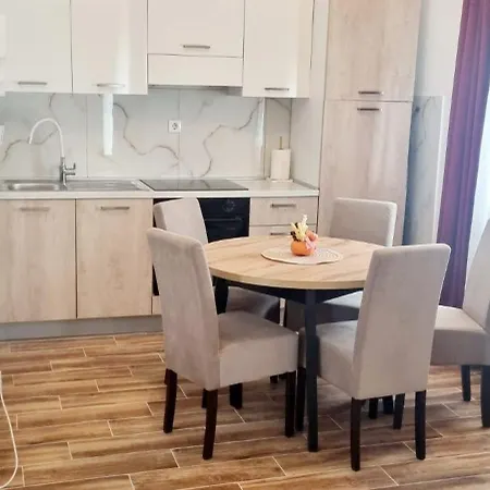 Apartment Apartman Ljube Kastela