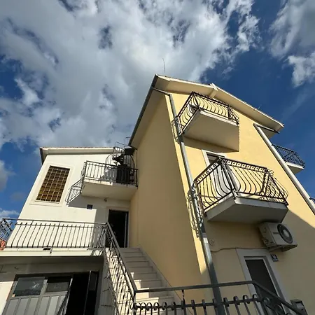 Apartman Ljube Apartament *